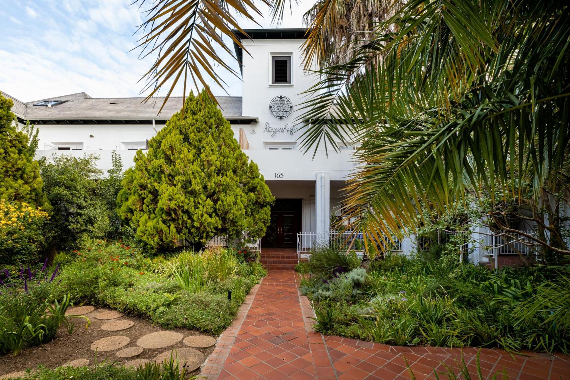 Luxury Apartments - Rozenhof Villa Stellenbosch Bagian luar foto