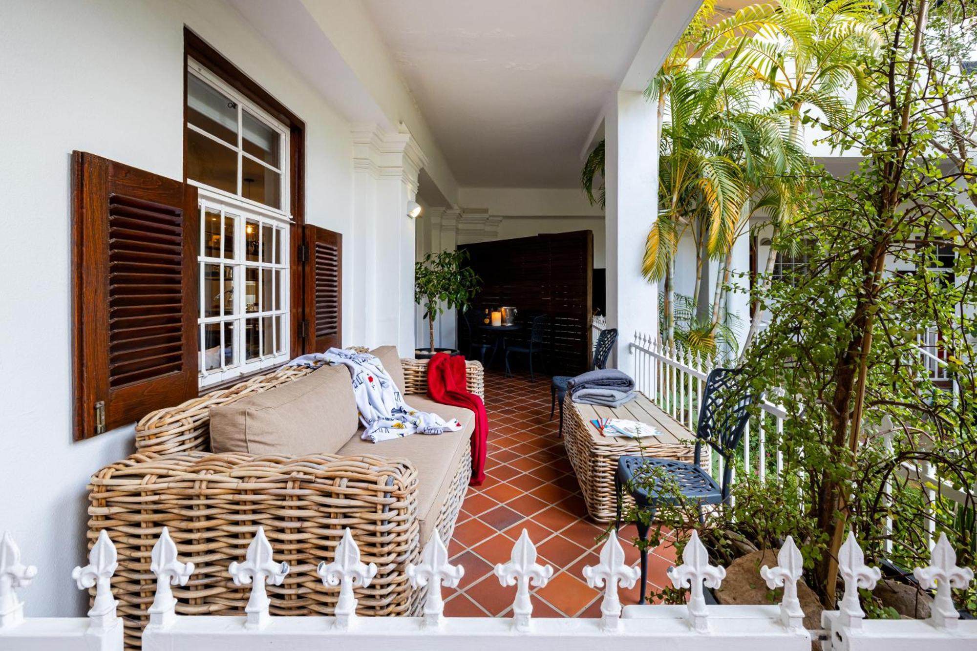 Luxury Apartments - Rozenhof Villa Stellenbosch Bagian luar foto